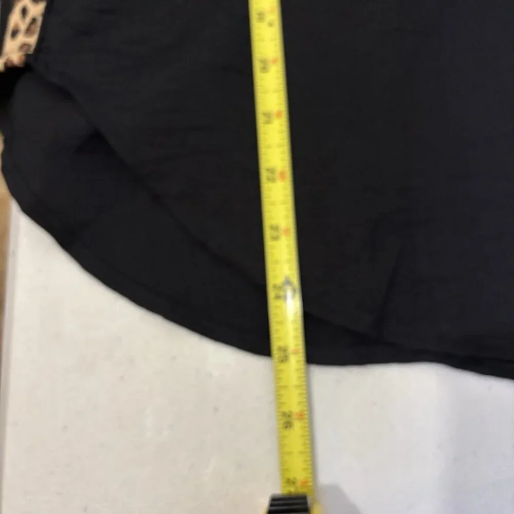entro oversized button
