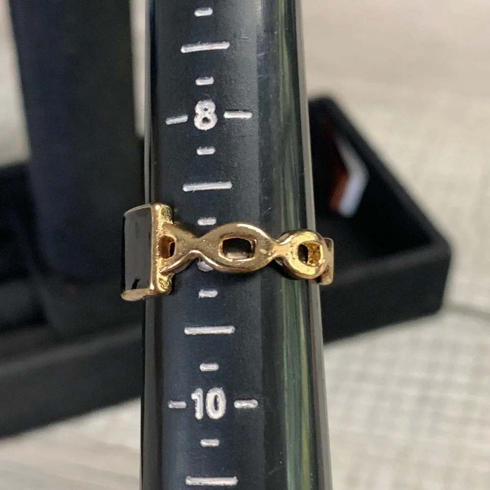 N/A gold tone