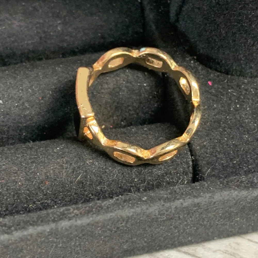 N/A gold tone