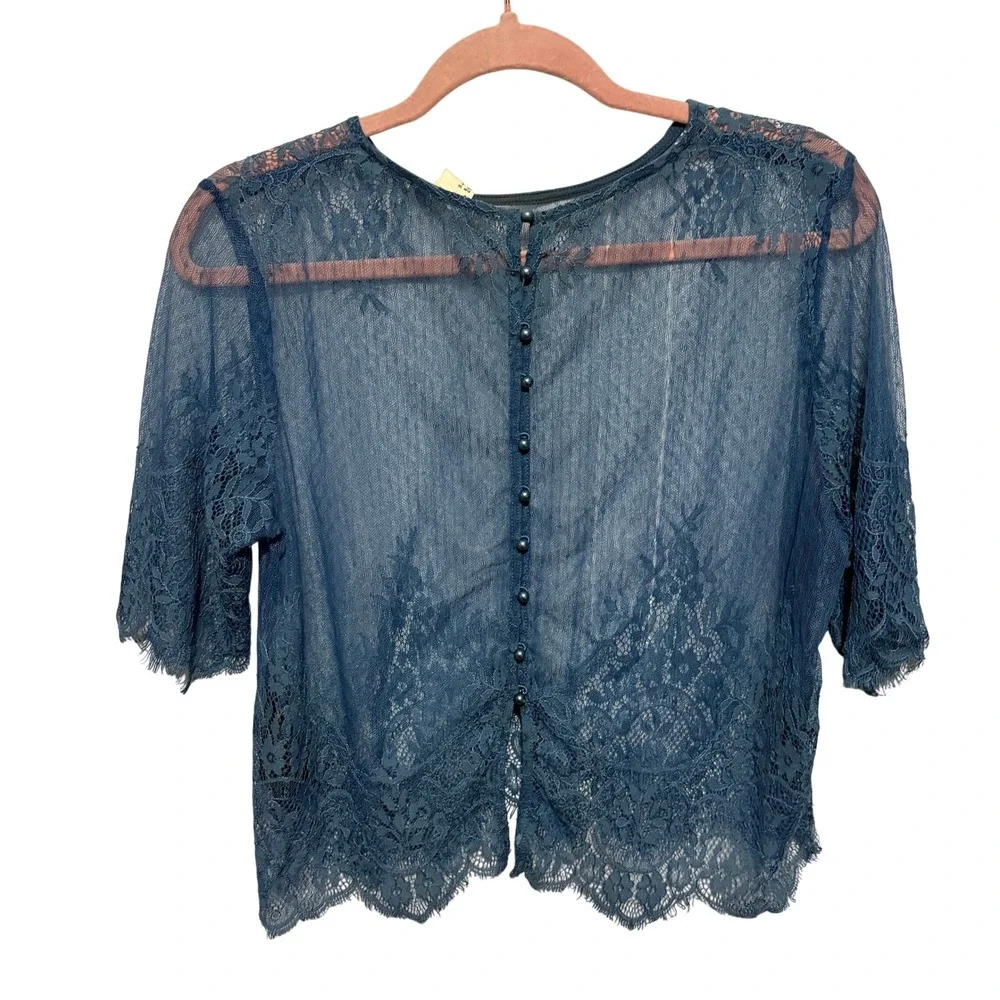 H&M loves coachella