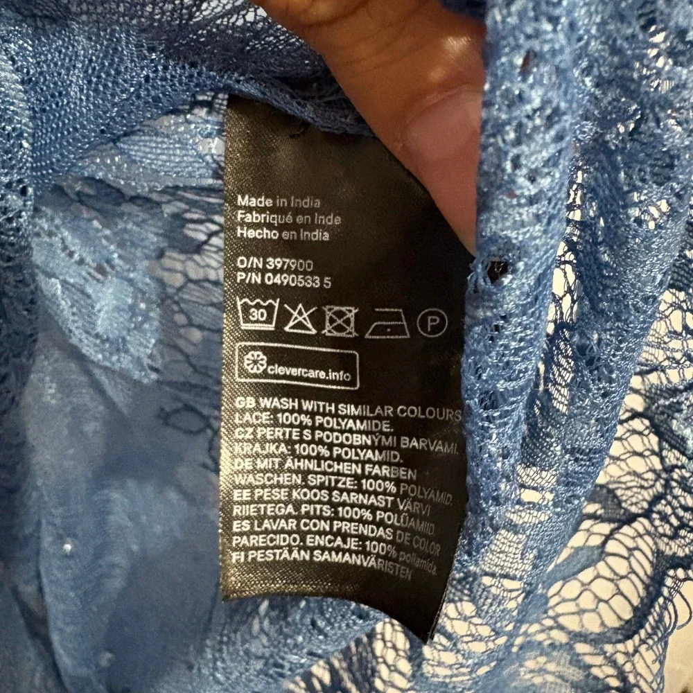 H&M loves coachella