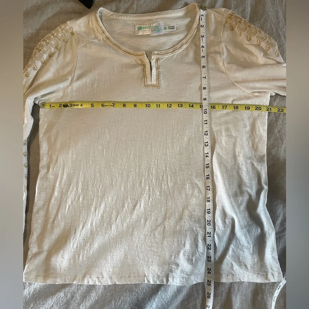 Aventura excellent worn