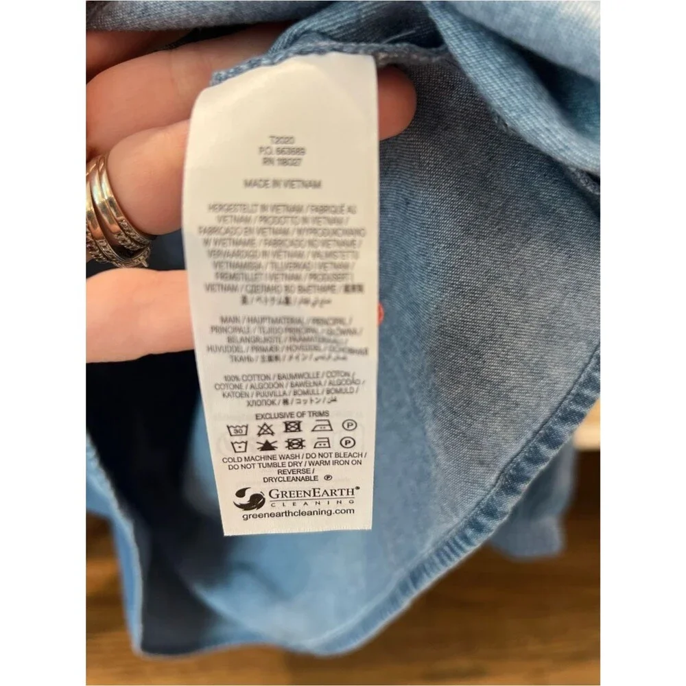 Boden retails $140