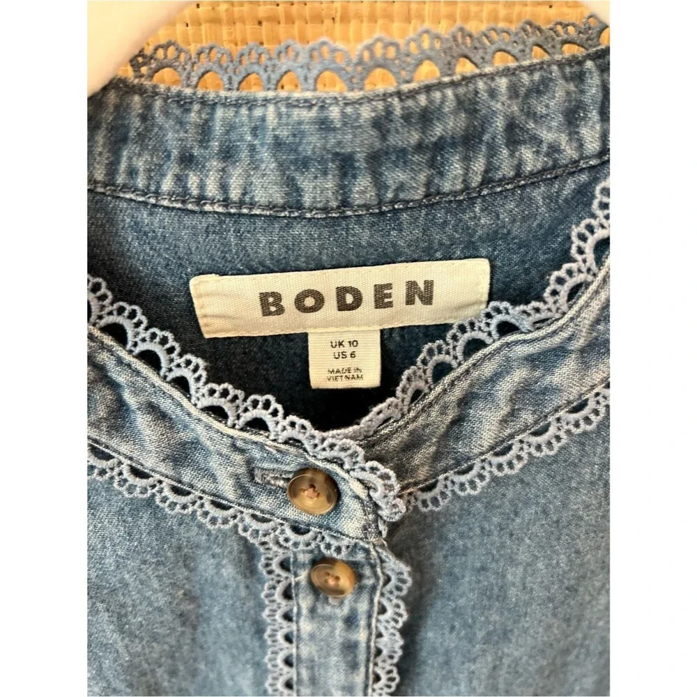 Boden retails $140