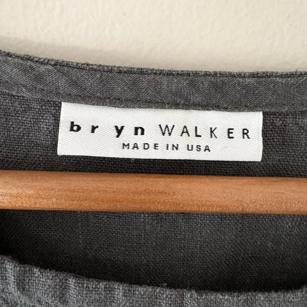 Bryn Walker Tunic Top S Gray Lagenlook Linen 3/4 Sleeve Pockets Made in USA