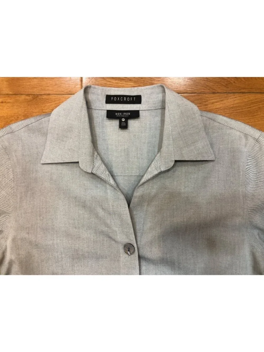 Foxcroft 100% Cotton Non Iron Light Gray 3/4 Sleeve Fitted Career Top Size 10P