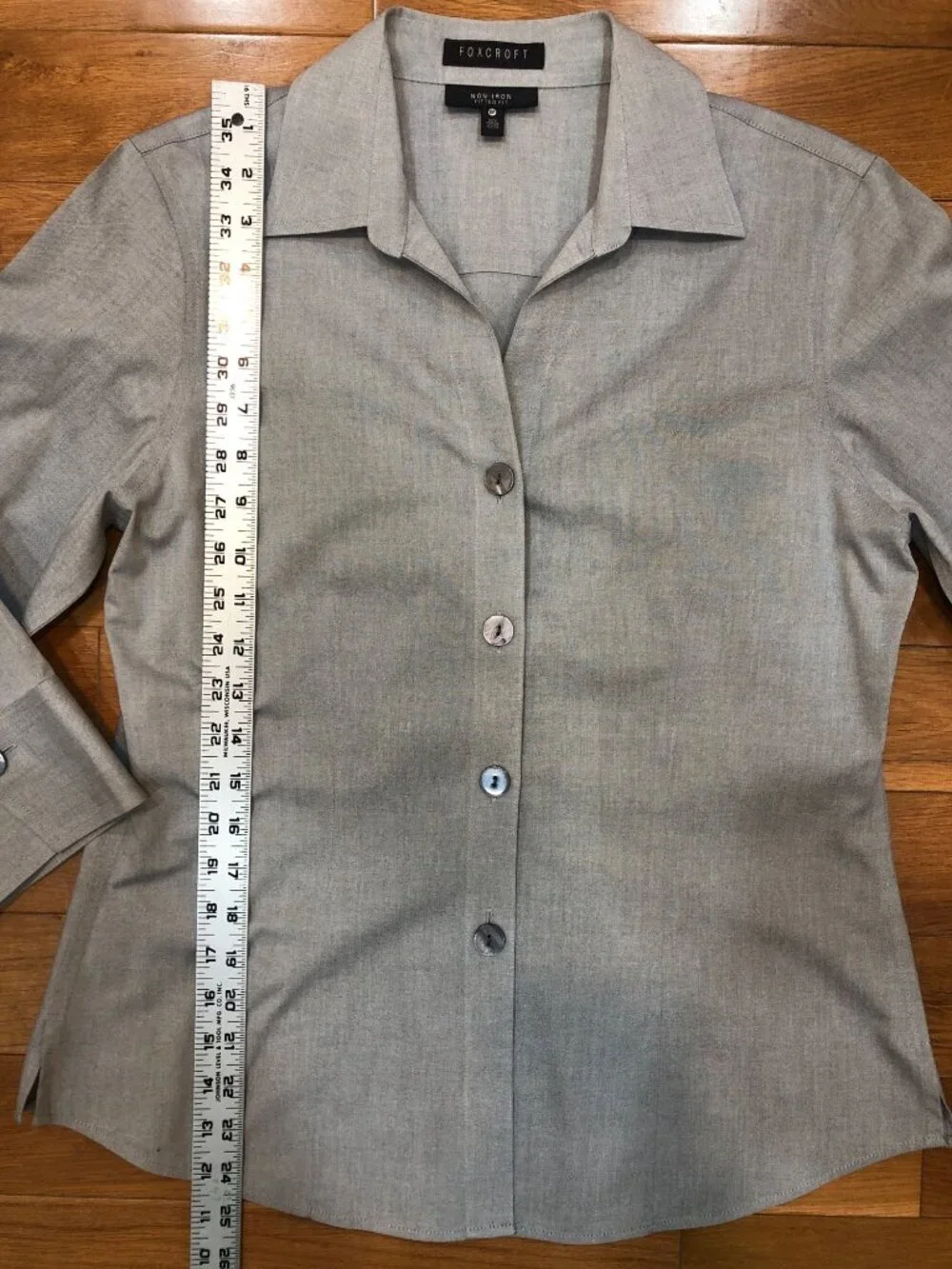 Foxcroft 100% Cotton Non Iron Light Gray 3/4 Sleeve Fitted Career Top Size 10P