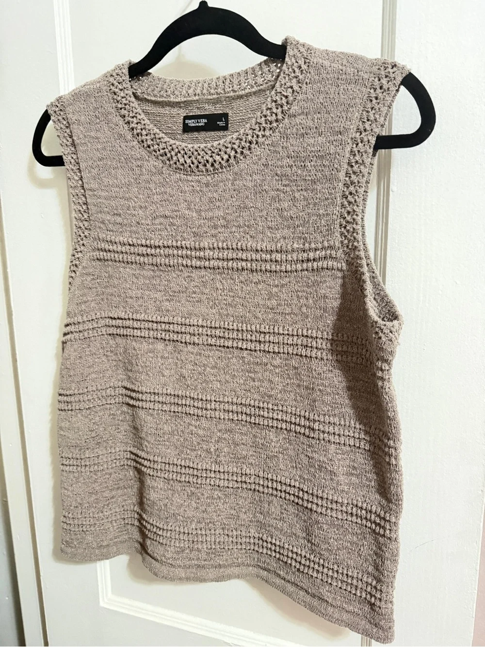 Simply Vera Vera Wang silhouette breathable nwot