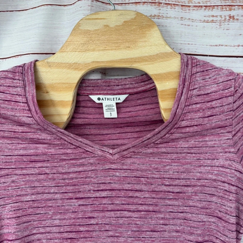 Athleta breezy scoop