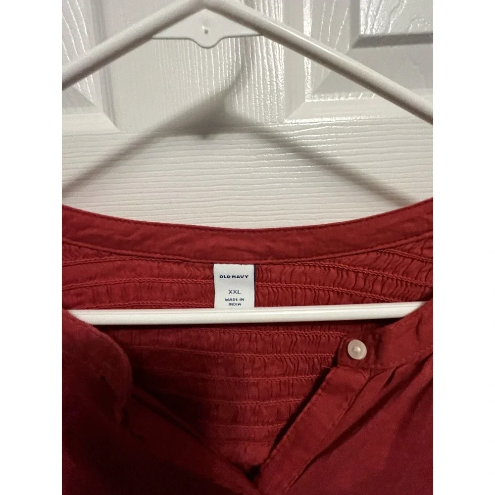 Old Navy Women's Oversized Smocked-Yoke Shirt Red XXL