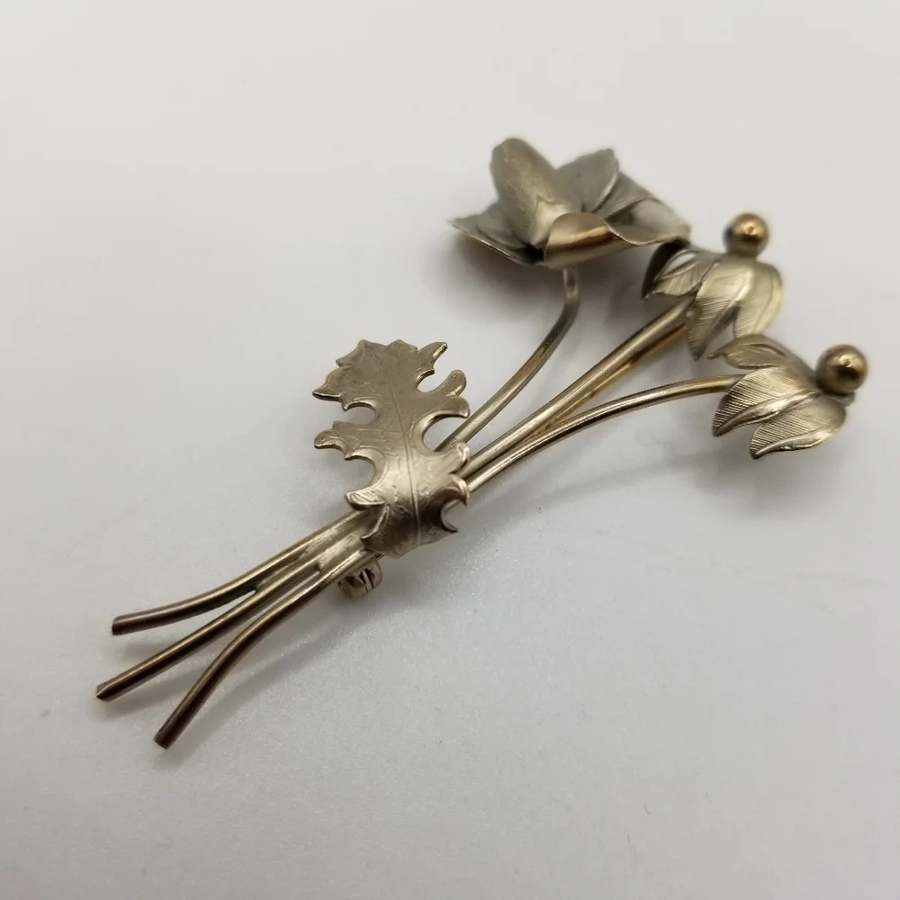 GioVanni Di Rocco tone metal brooch