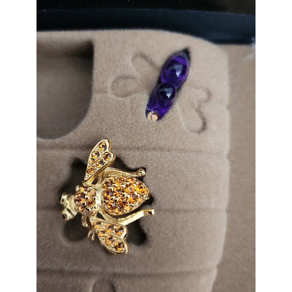 Joan Rivers 10 Ten Interchangeable Bee Pin Brooch Classic Collection
