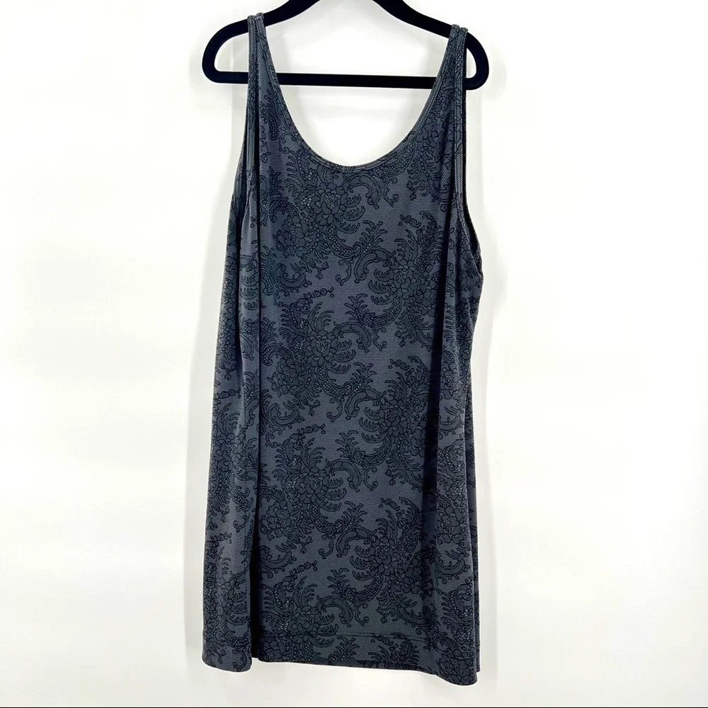 The Limited top 95%polyester print