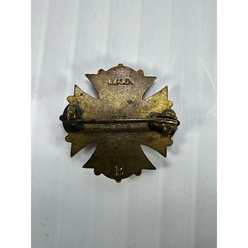 Antique Womens Relief Corps WRC F.C.L. 1883 Maltese‎ Cross Enamel Pin Medal 1889