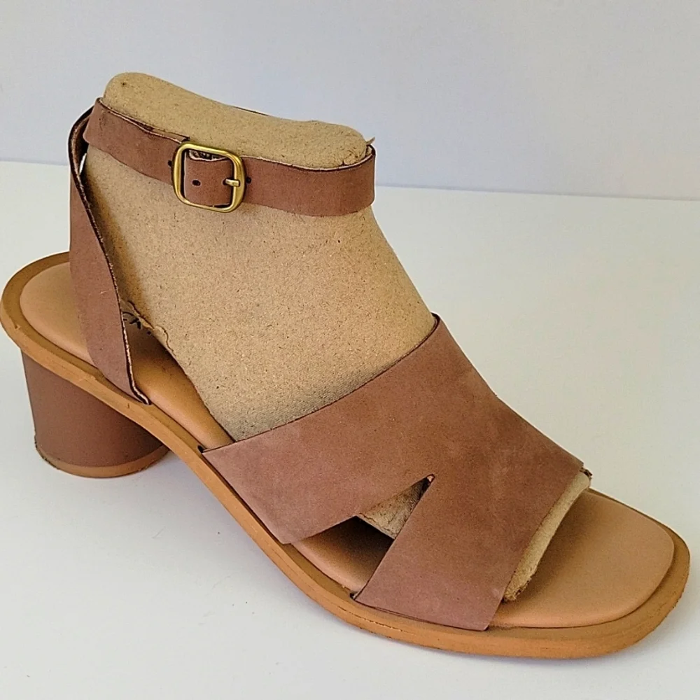 Lucky Brand pemal leather
