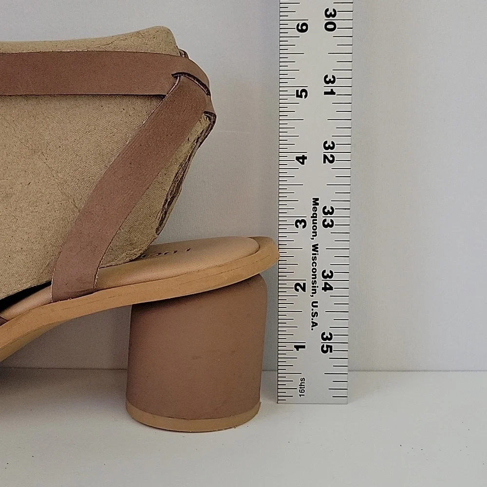 Lucky Brand pemal leather