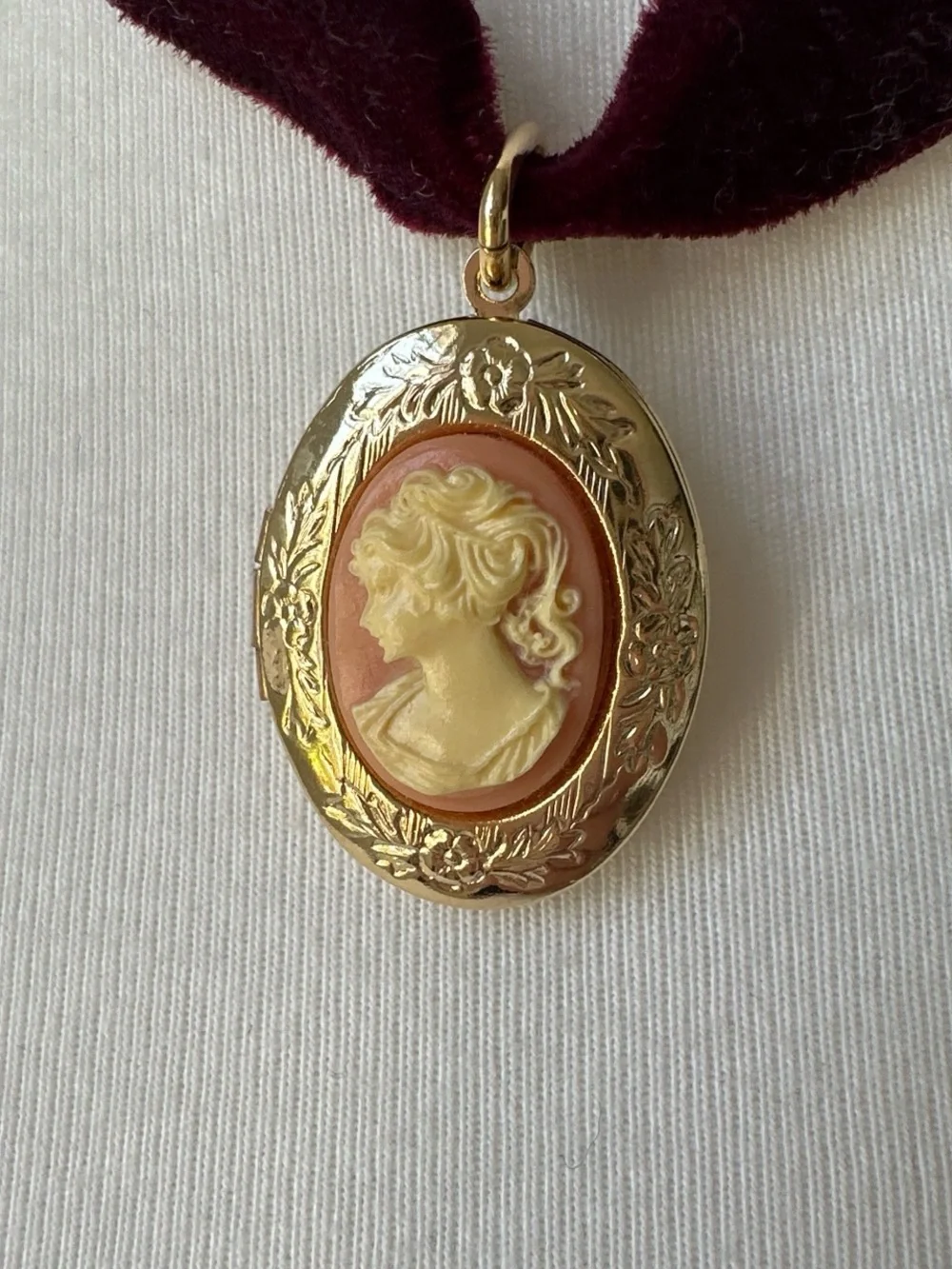 N/A vintage burgundy