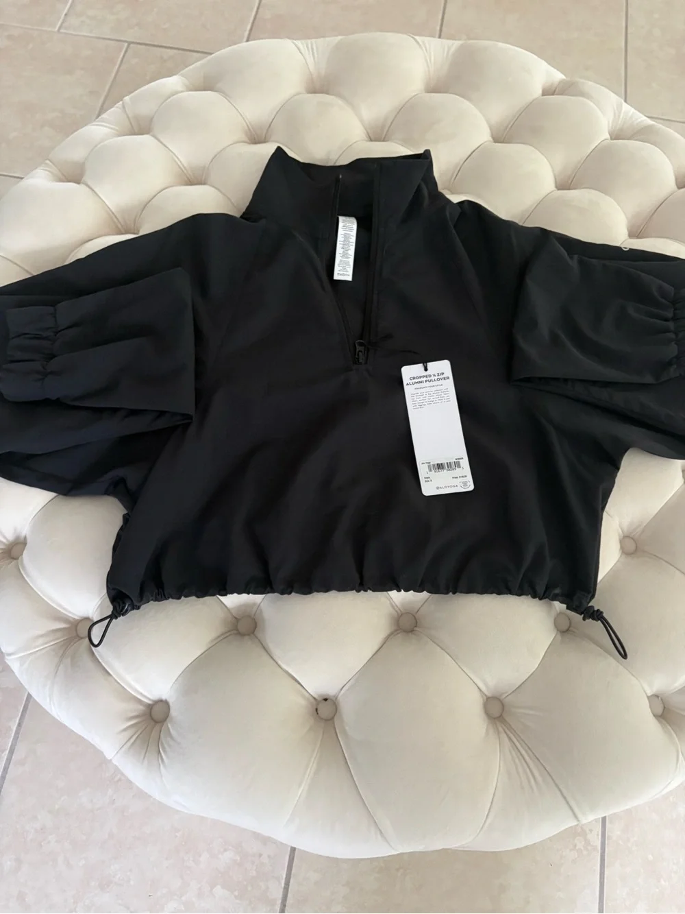 ALO Yoga smooth elastic