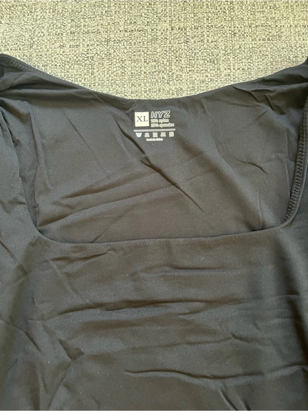 Hyz stretchy black