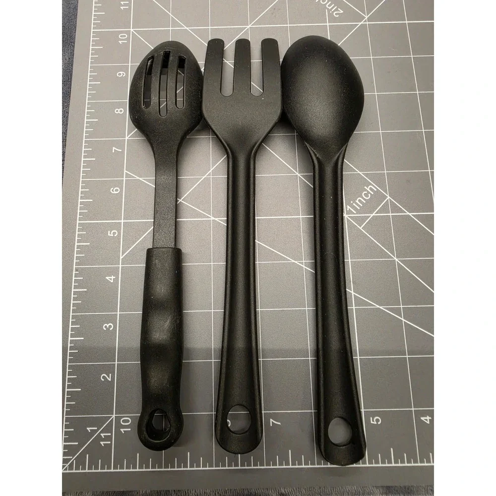 N/A black nylon