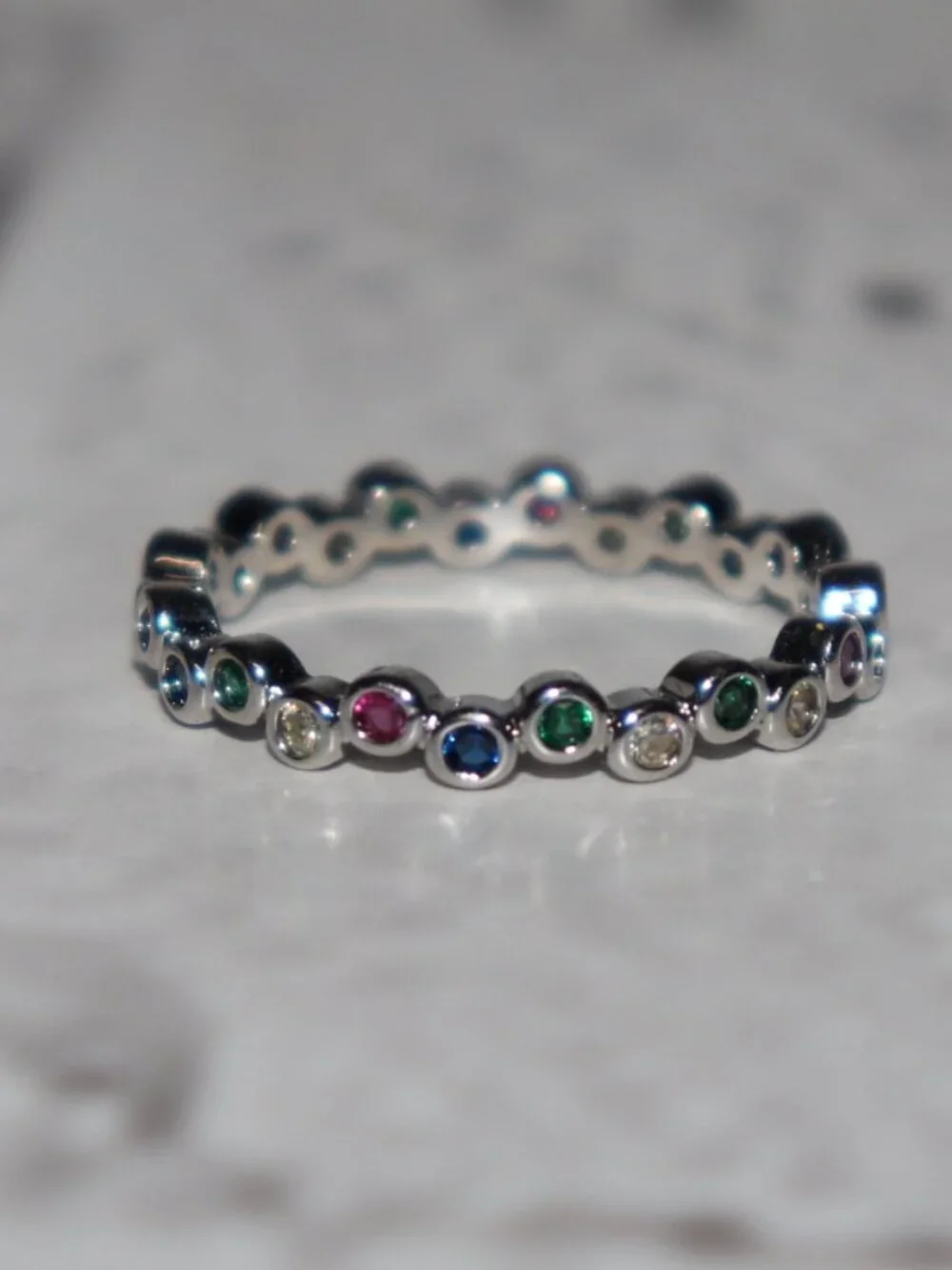 🌈✨ Silver Multicolor CZ Eternity‑Style Band · Size 9 Blue · Green · Purple ·