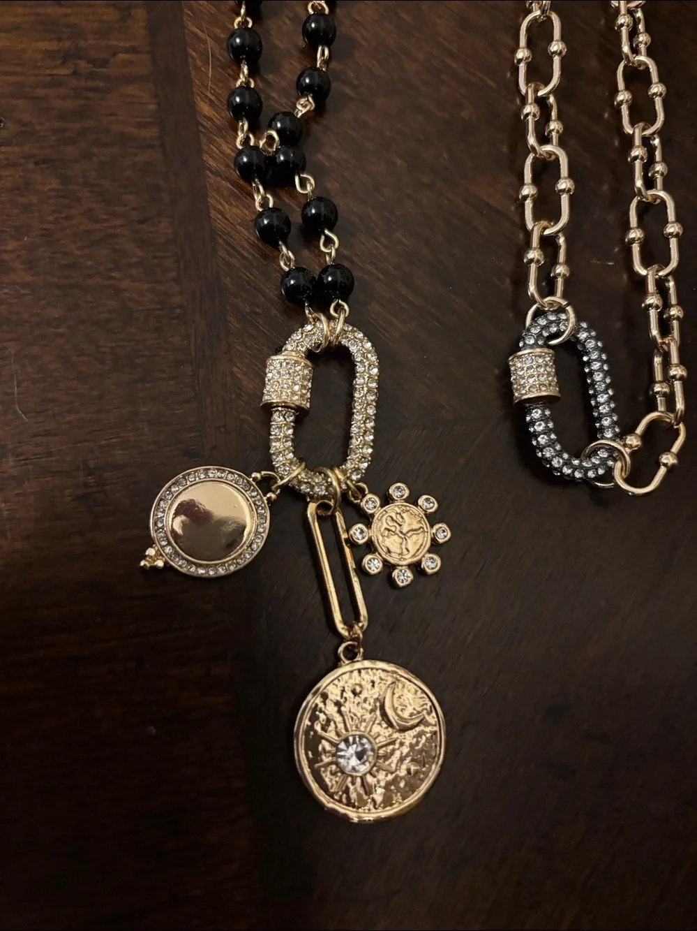 N/A gold elegant tone