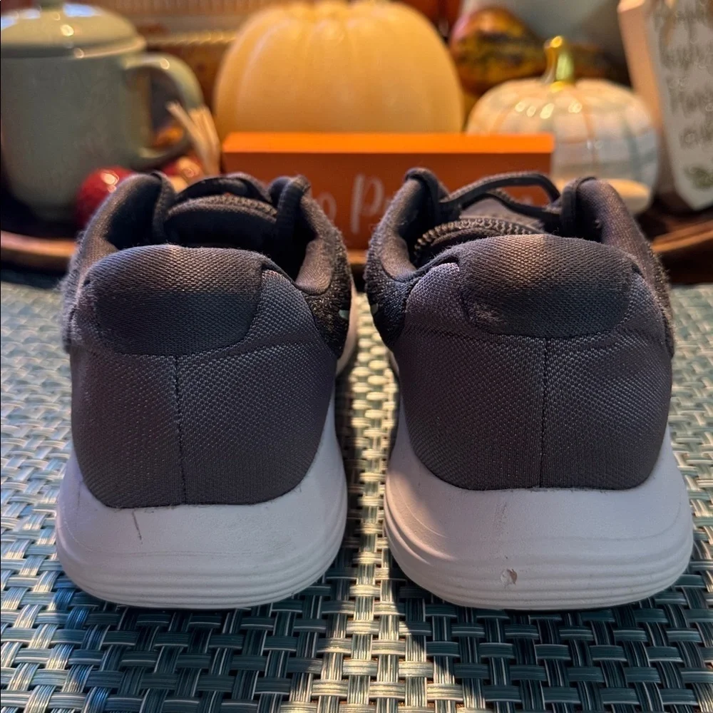 Nike very good