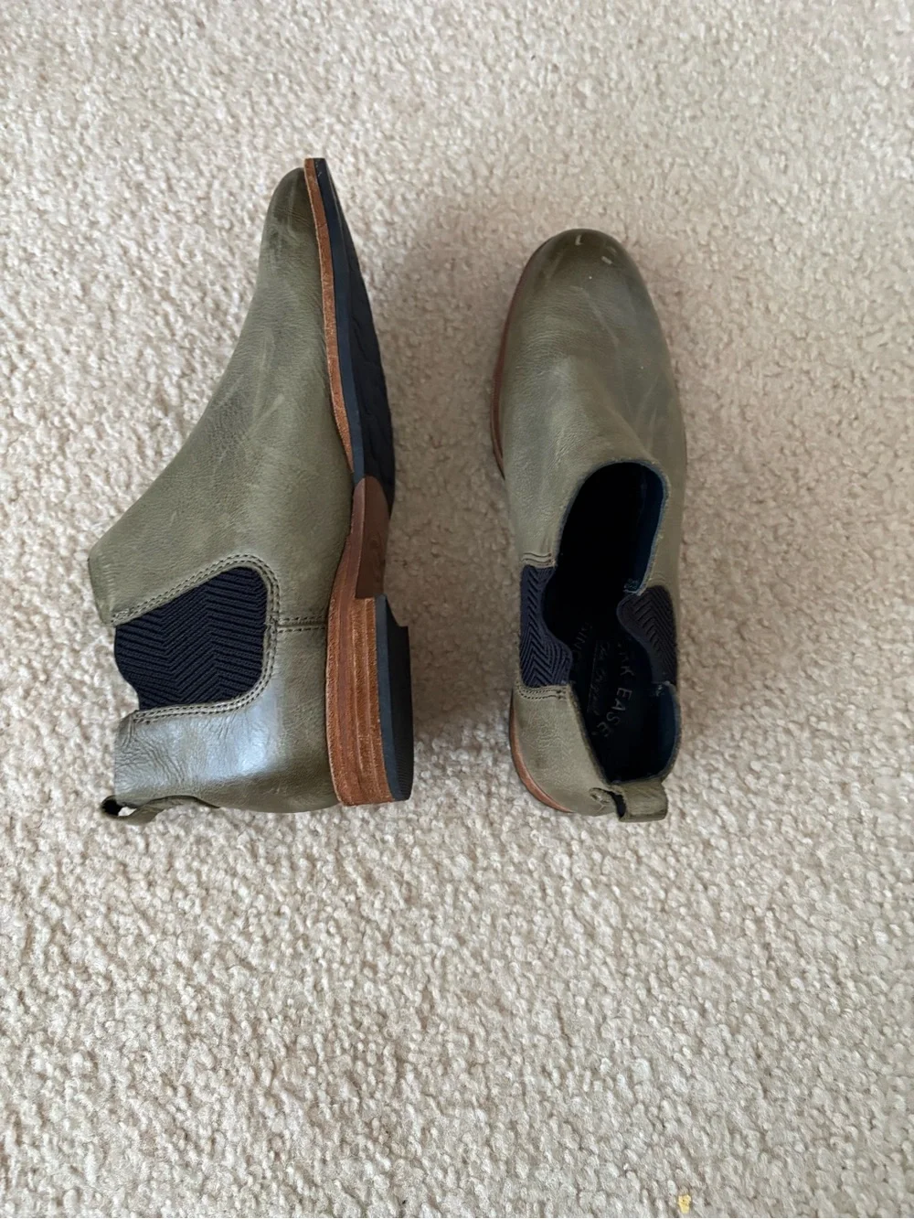 Kork-Ease olive leather