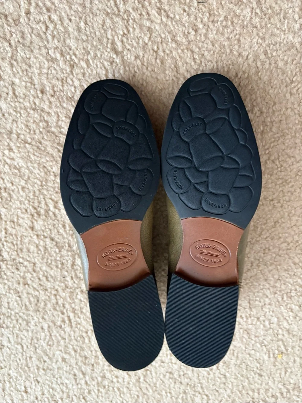 Kork-Ease olive leather