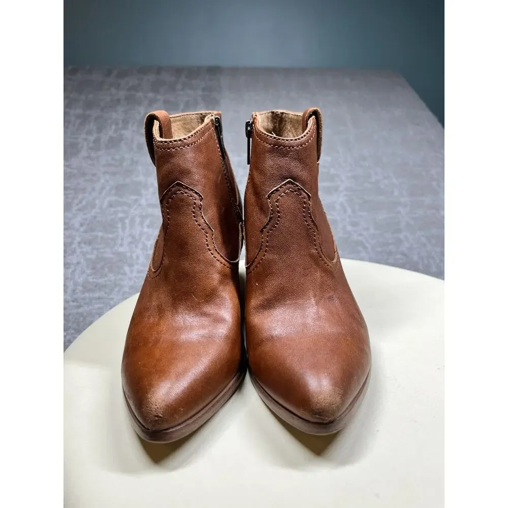 Frye pre owned