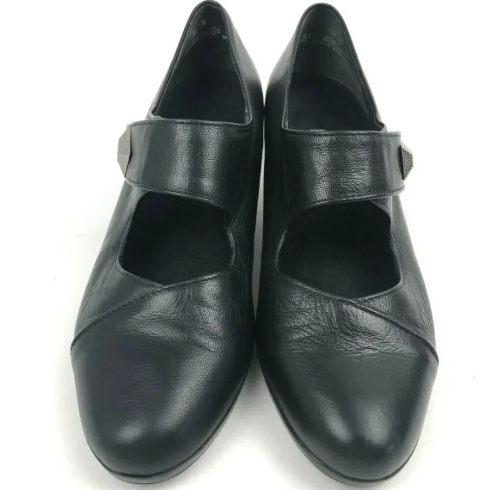 Munro Leann Black Comfort Pump 8