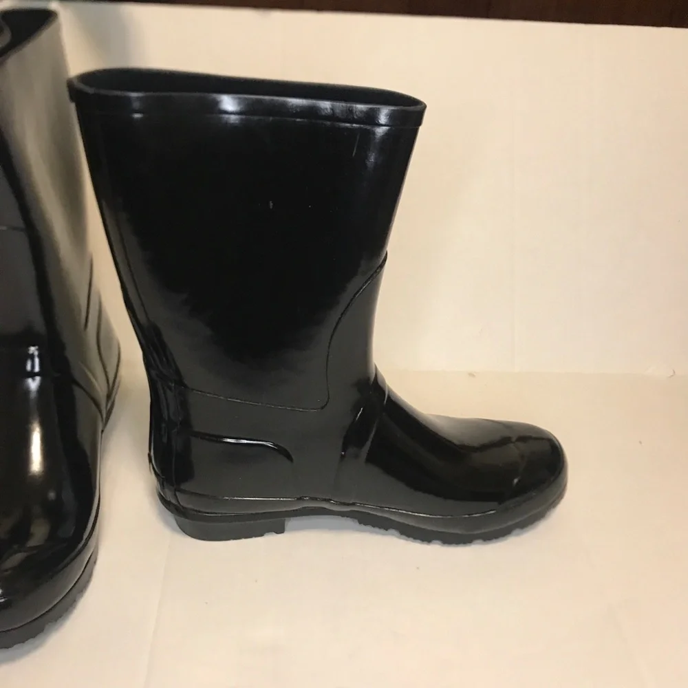 AEROSOLES black rain