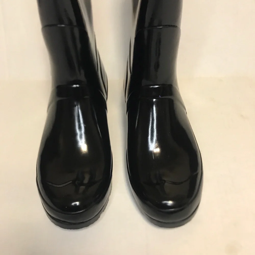 AEROSOLES black rain