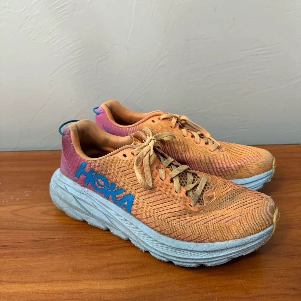 Hoka women’s rincon