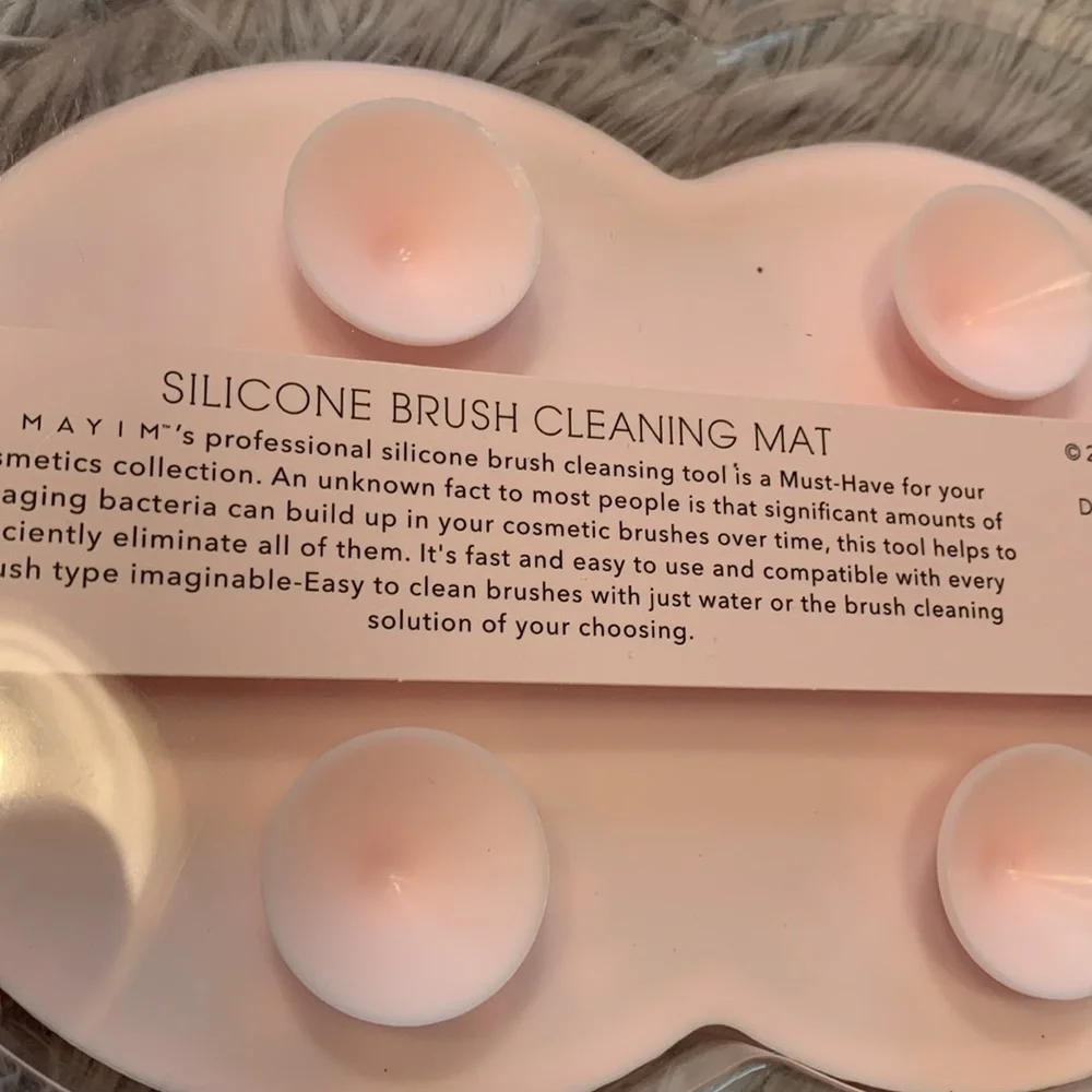 MAYIM silicone makeup