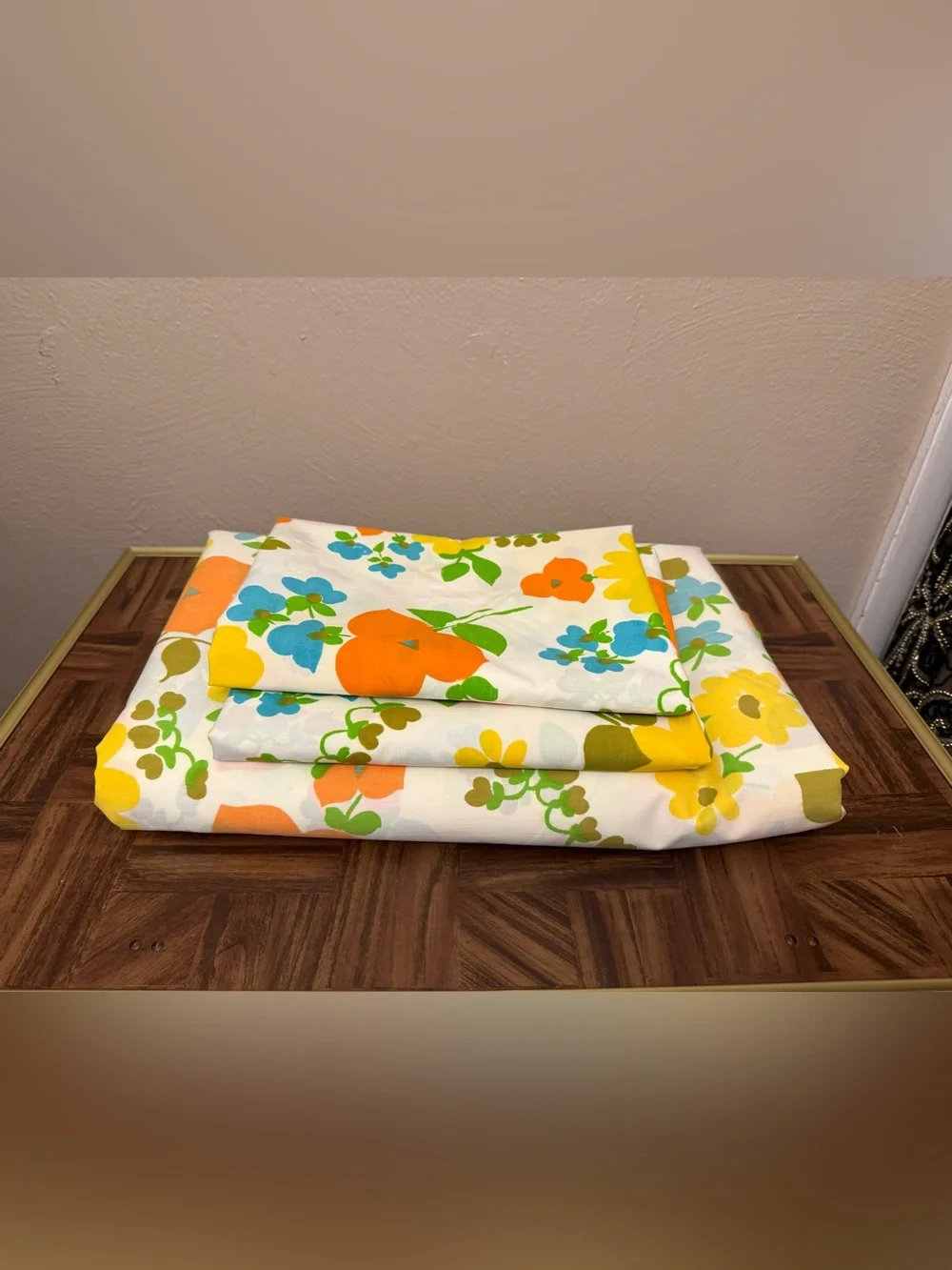 Vintage 1970’s JCPenney Fashion Manor Flower Power King Flat Sheet Pillow Cases