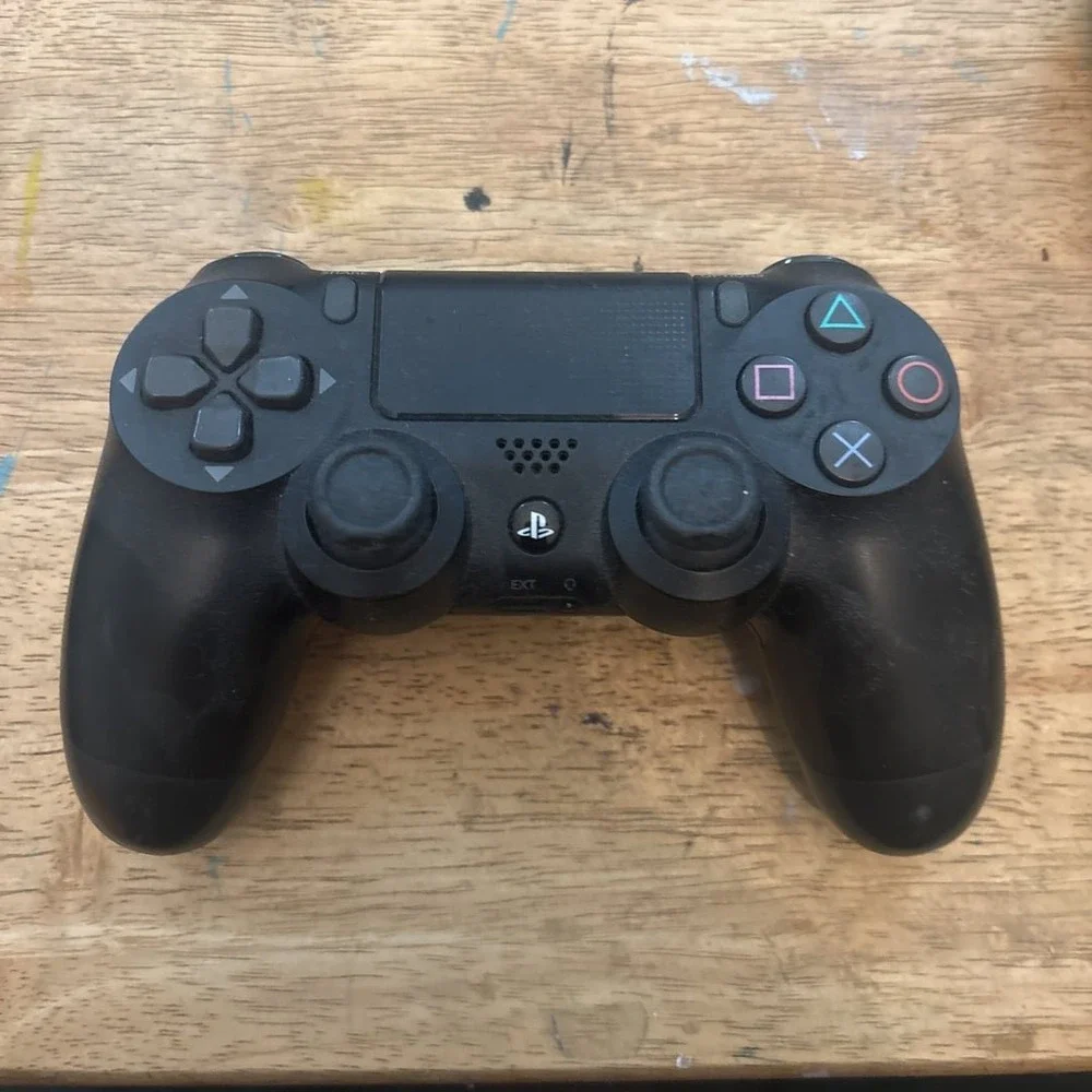 Wireless DualShock 4 Controller for PlayStation 4‎
