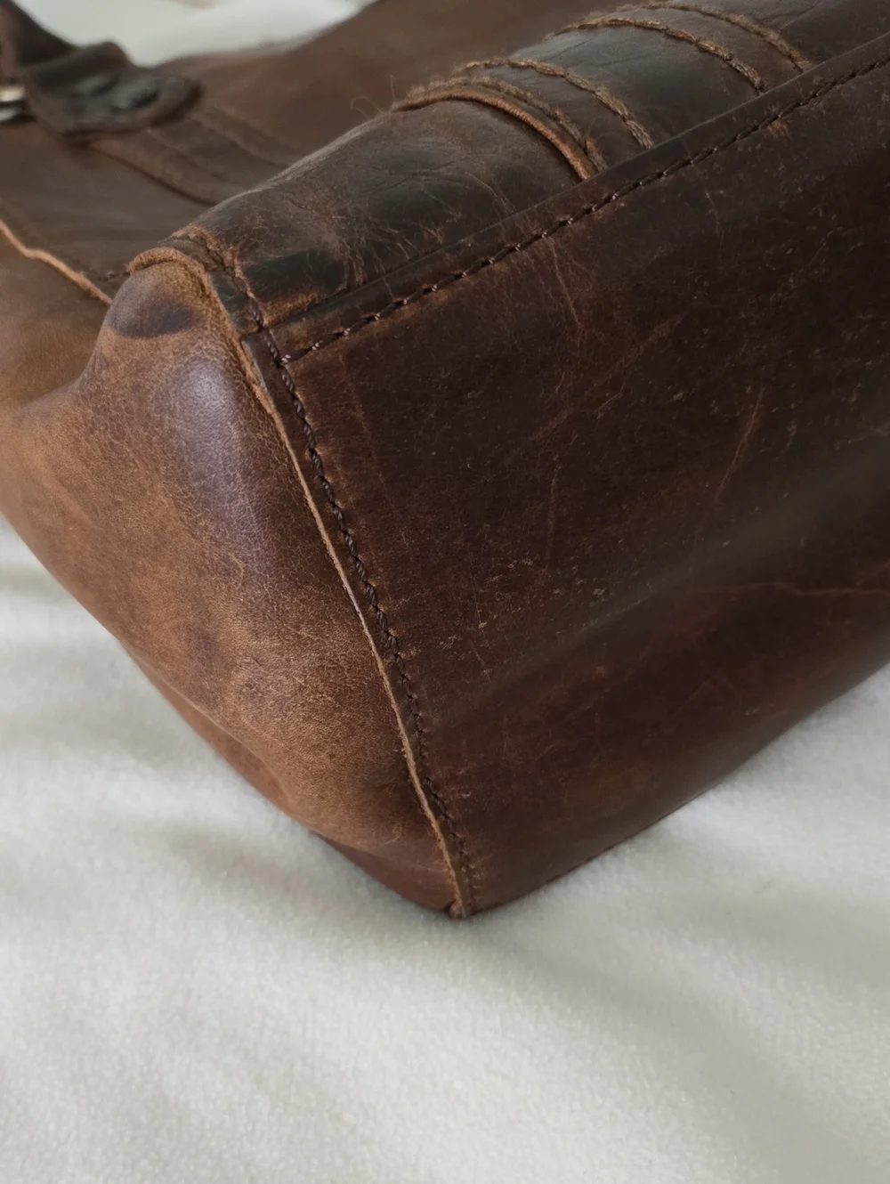 Frye zipped keeper inside