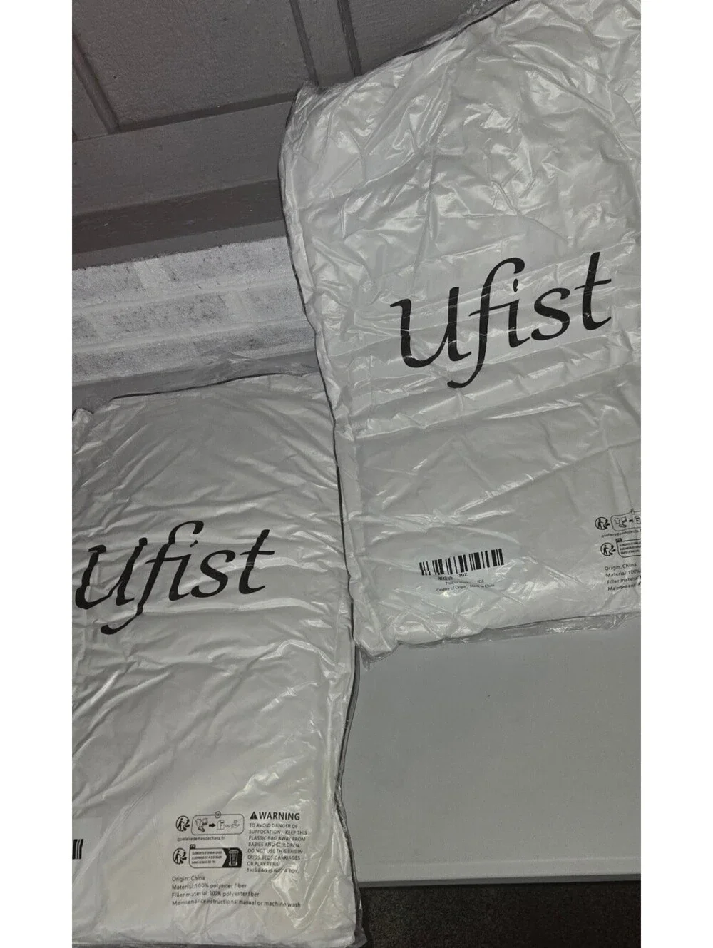 Ufist Standard 2 Pillows NIB