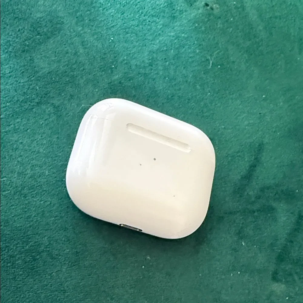 Apple cleaned refurbished