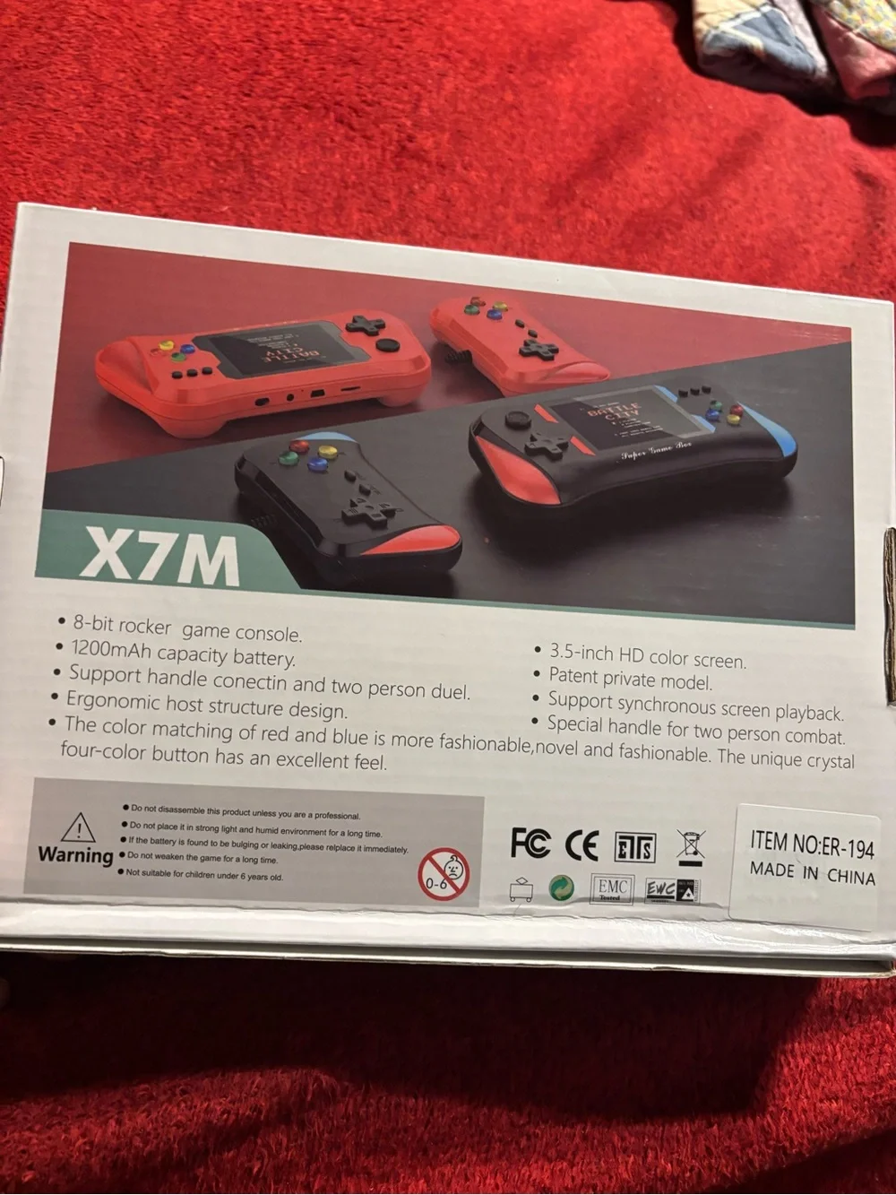 500-in-1 Wow Oh Youth Black Retro Handheld Game Console with Red & Blue Accents