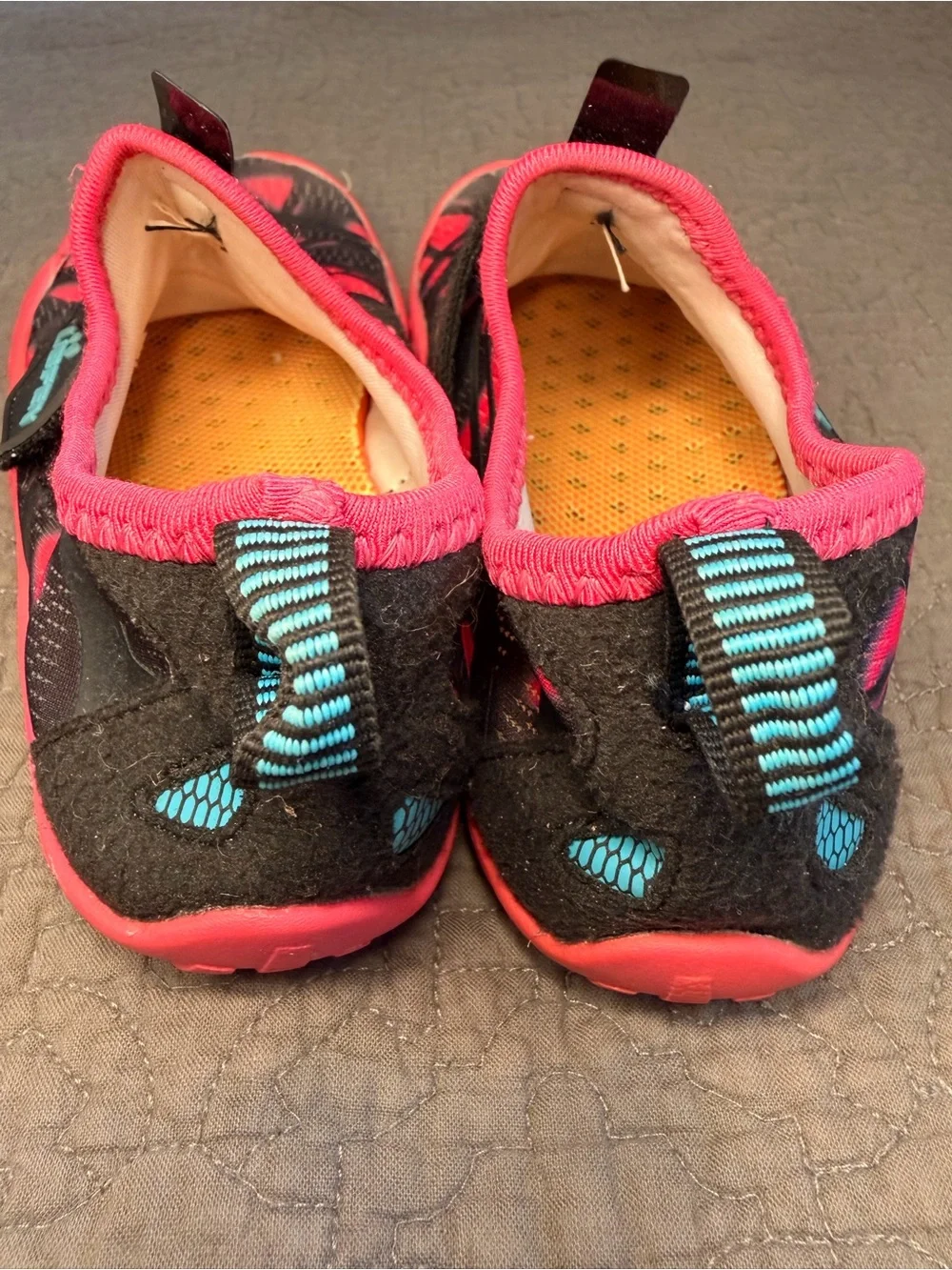 Ubfen Pink 5-Toe Aqua Socks Water Shoes - Size 11