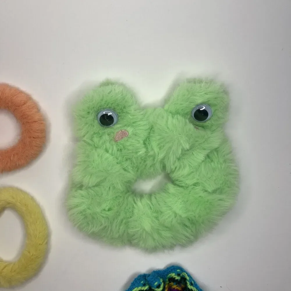 Unbranded fabric scrunchie