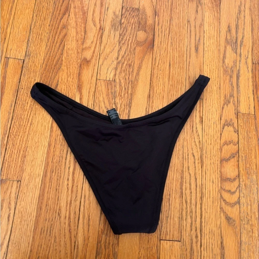 Skims TANGA BIKINI BOTTOM