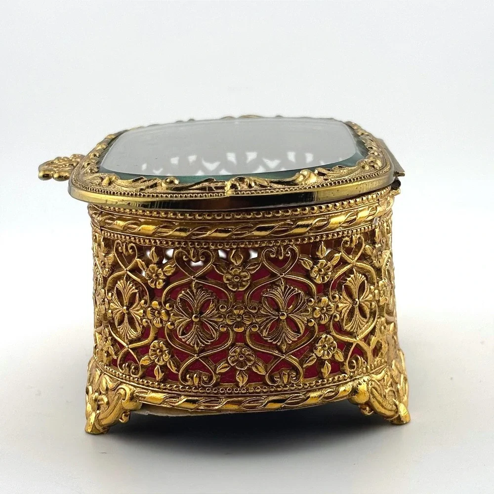 Mele vintage jewelry