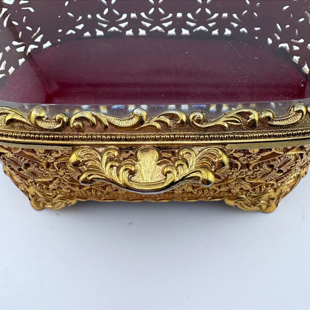 Mele vintage jewelry