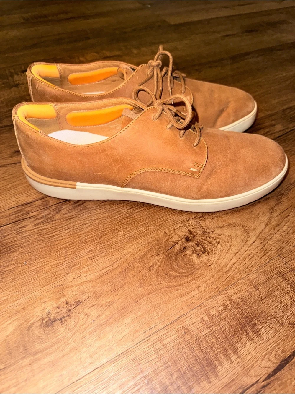 Hush Puppies lightweight leather
