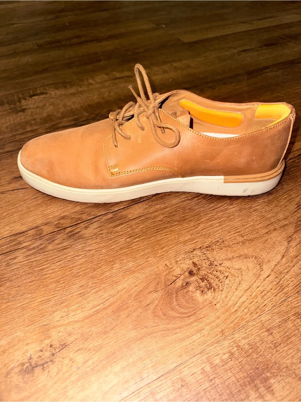 Hush Puppies lightweight leather