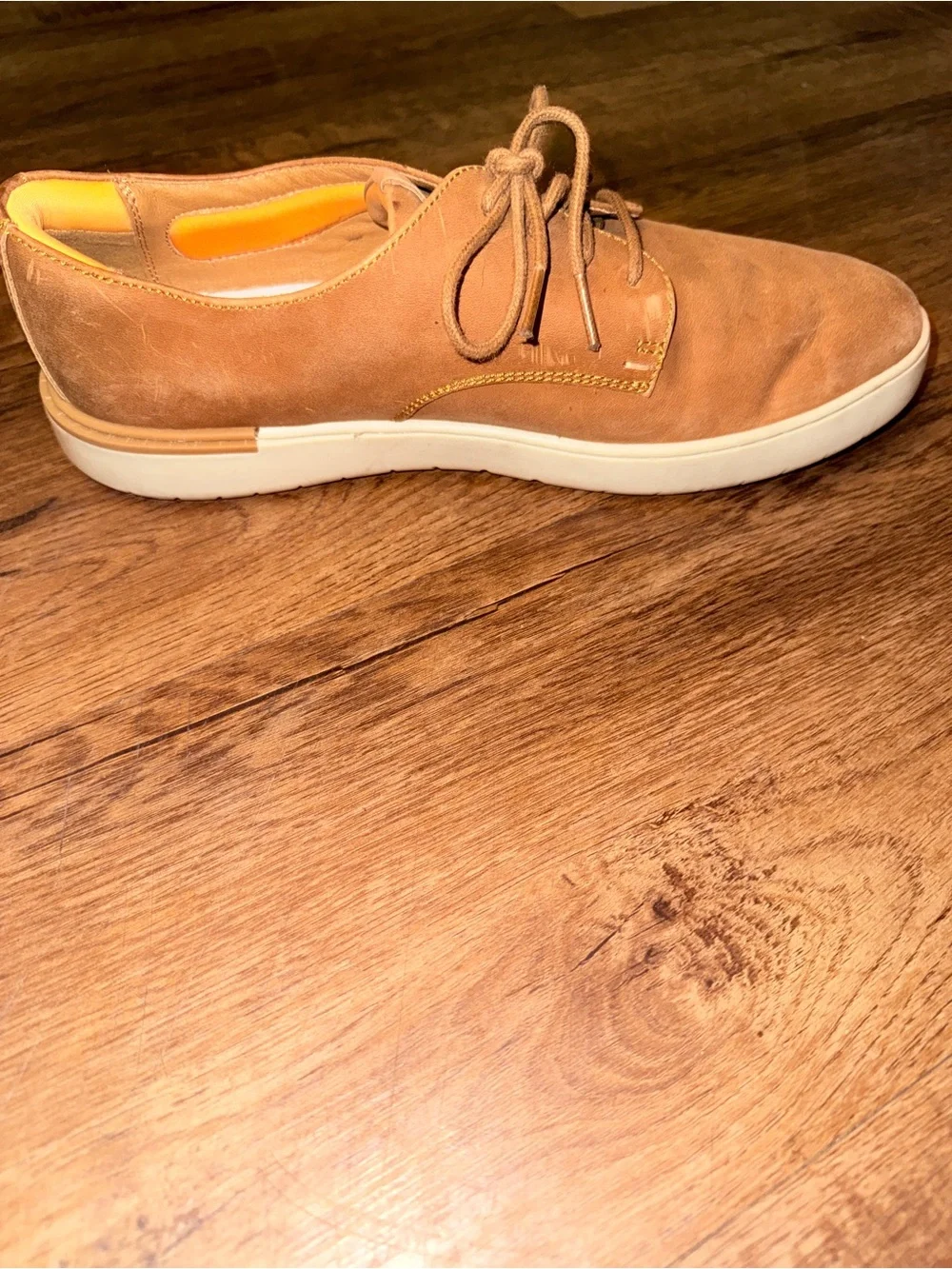 Hush Puppies lightweight leather