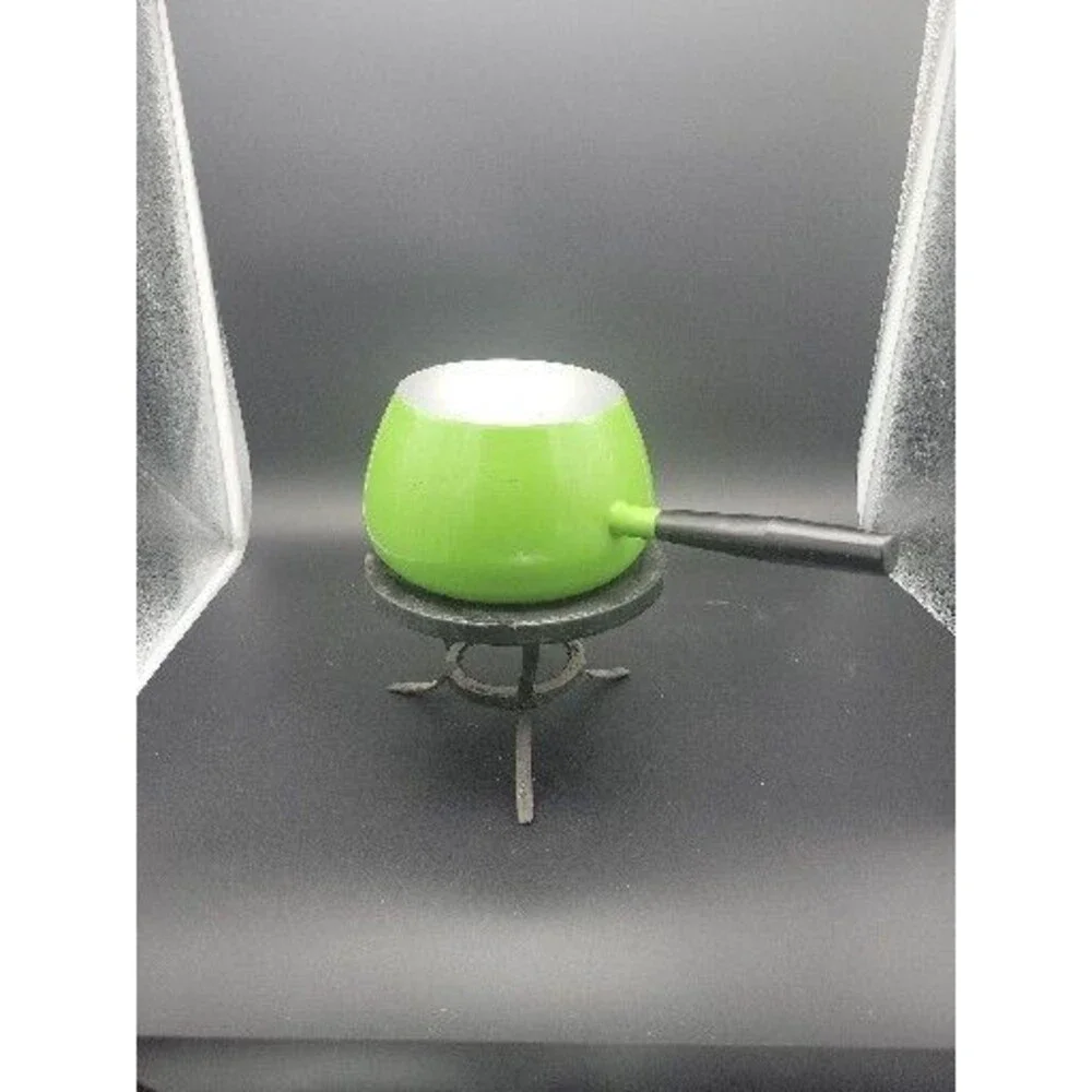 AVOCADO GREEN FONDUE POT W STAND USED LOOK AT THE PICTURES PLEASE